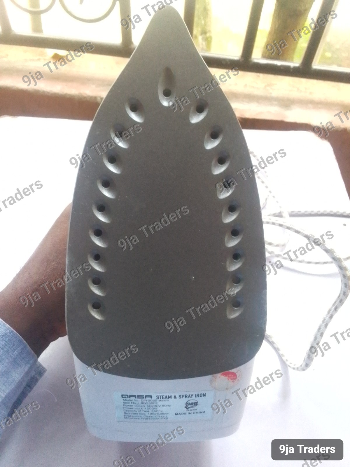 Solar steam iron for laundry purpose