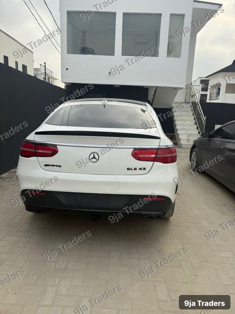 Pre-Owned 2016 MB GLE43 AMG COUPE(2025 Entry)Full Option With 360Camera