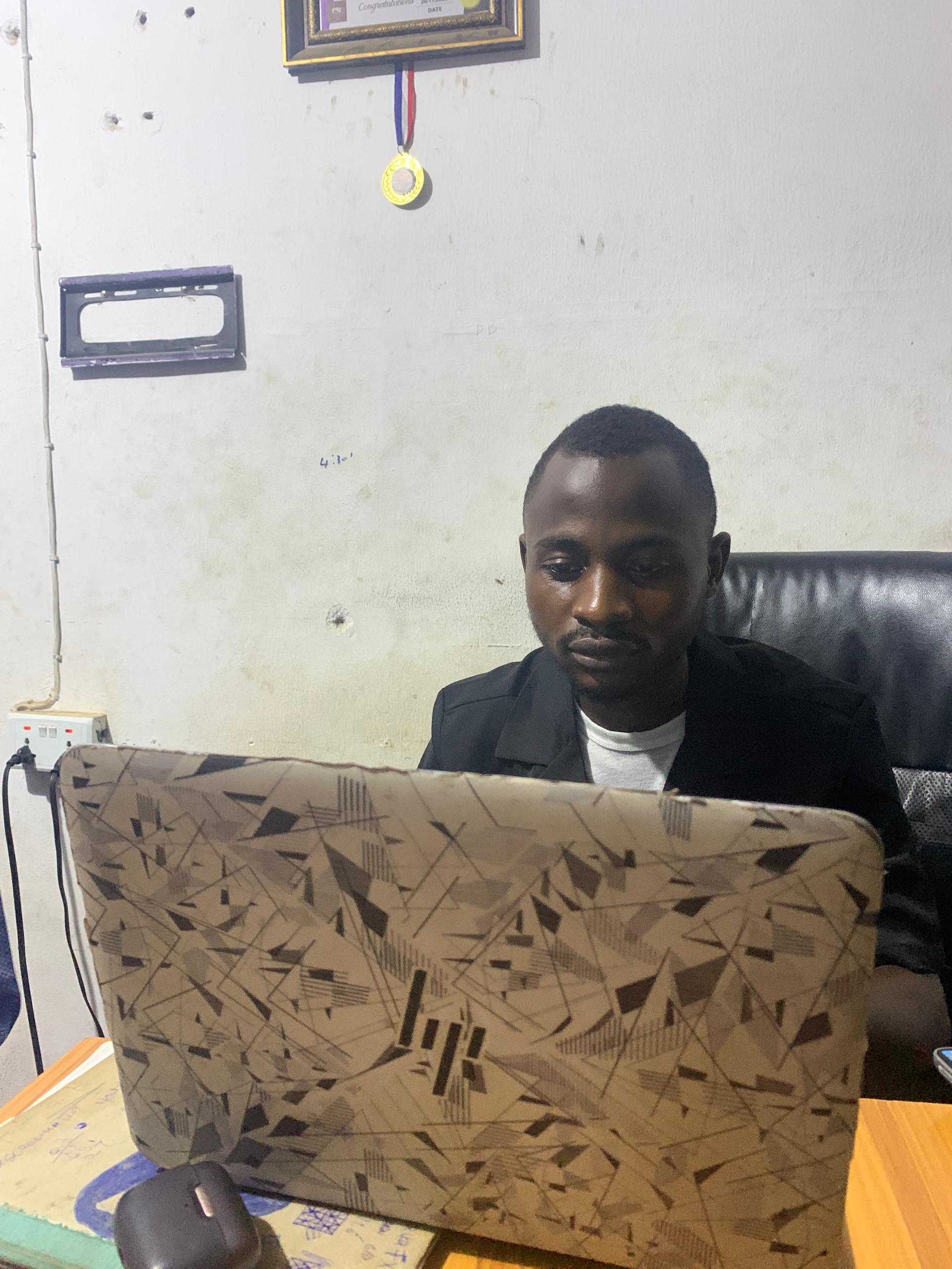 Am a professional freelancer specialized in video editing and creations games development and social media promotions